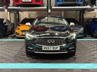 INFINITI Q30